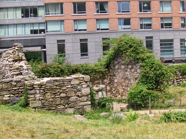 Irish Hunger Memorial (stone fence), NYC