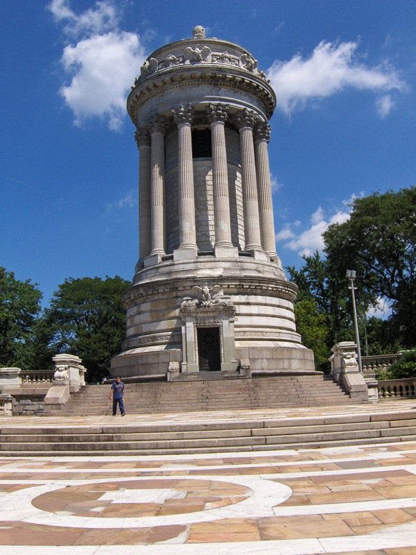Soldiers and Sailors Monument (Civil War memorial)