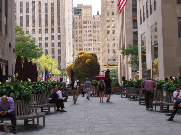 Outdoor seating at Rockefeller Center, NYC